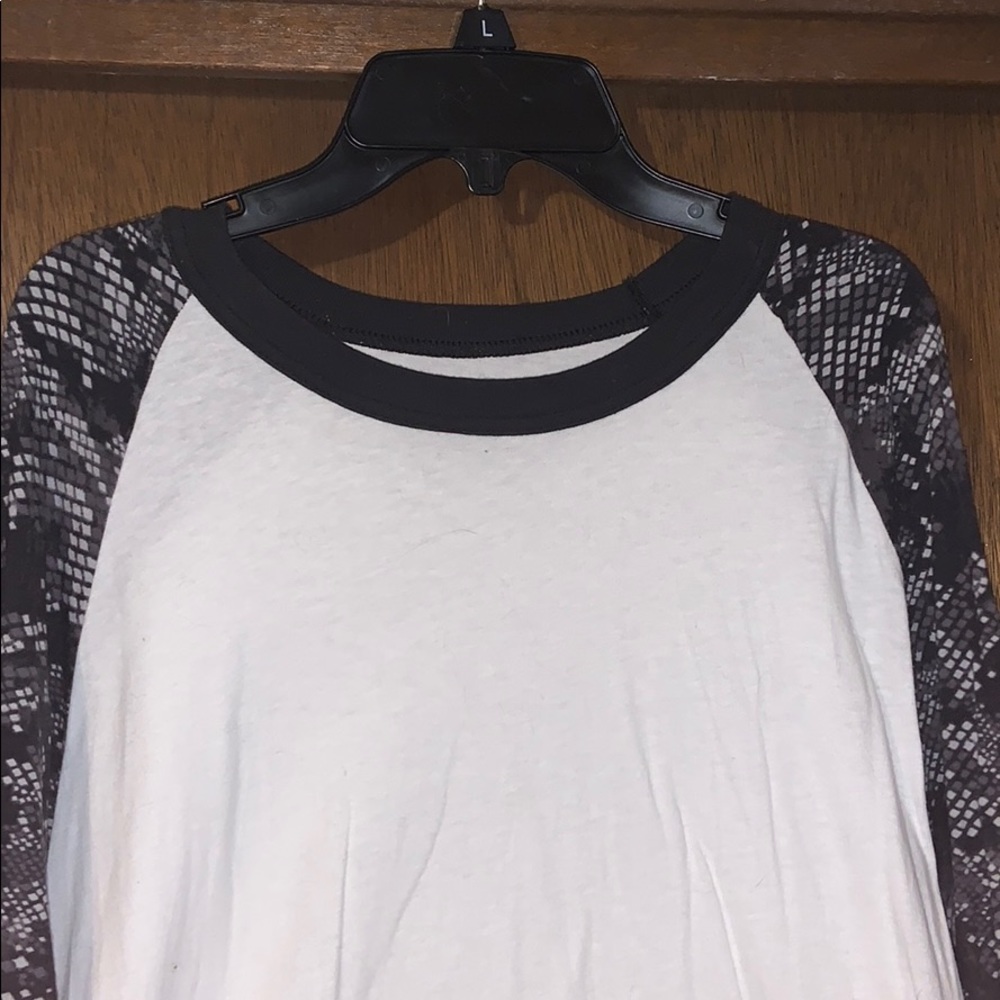 Adidas large casual quarter sleeve